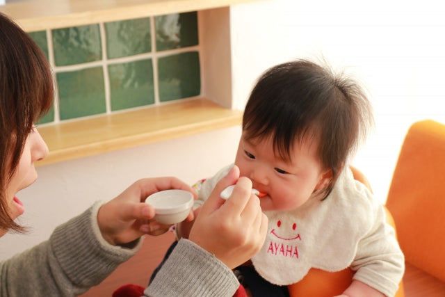 離乳食の進め方｜初期・中期・後期・完了期