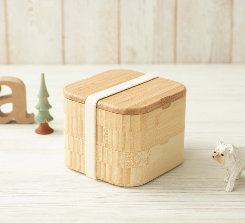 Square lunch box 