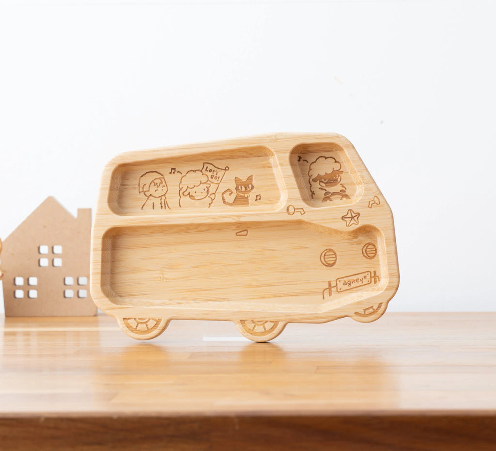 コンパクトで仕切りも多いから、盛り付けの幅も広がります！角に丸みを付けることで、ころんとしたやさしい印象に。