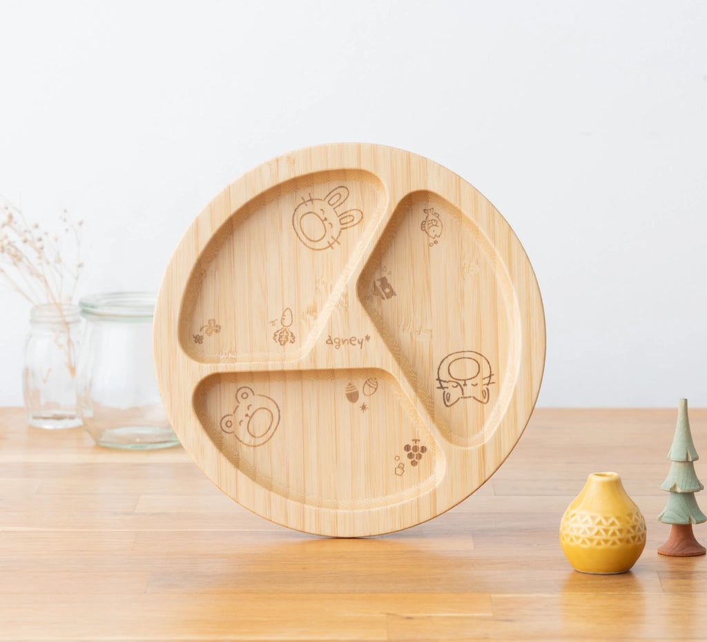 掬う前の「寄せ集める」動作を楽しみながら出来るよう、形状とイラストにこだわりました。