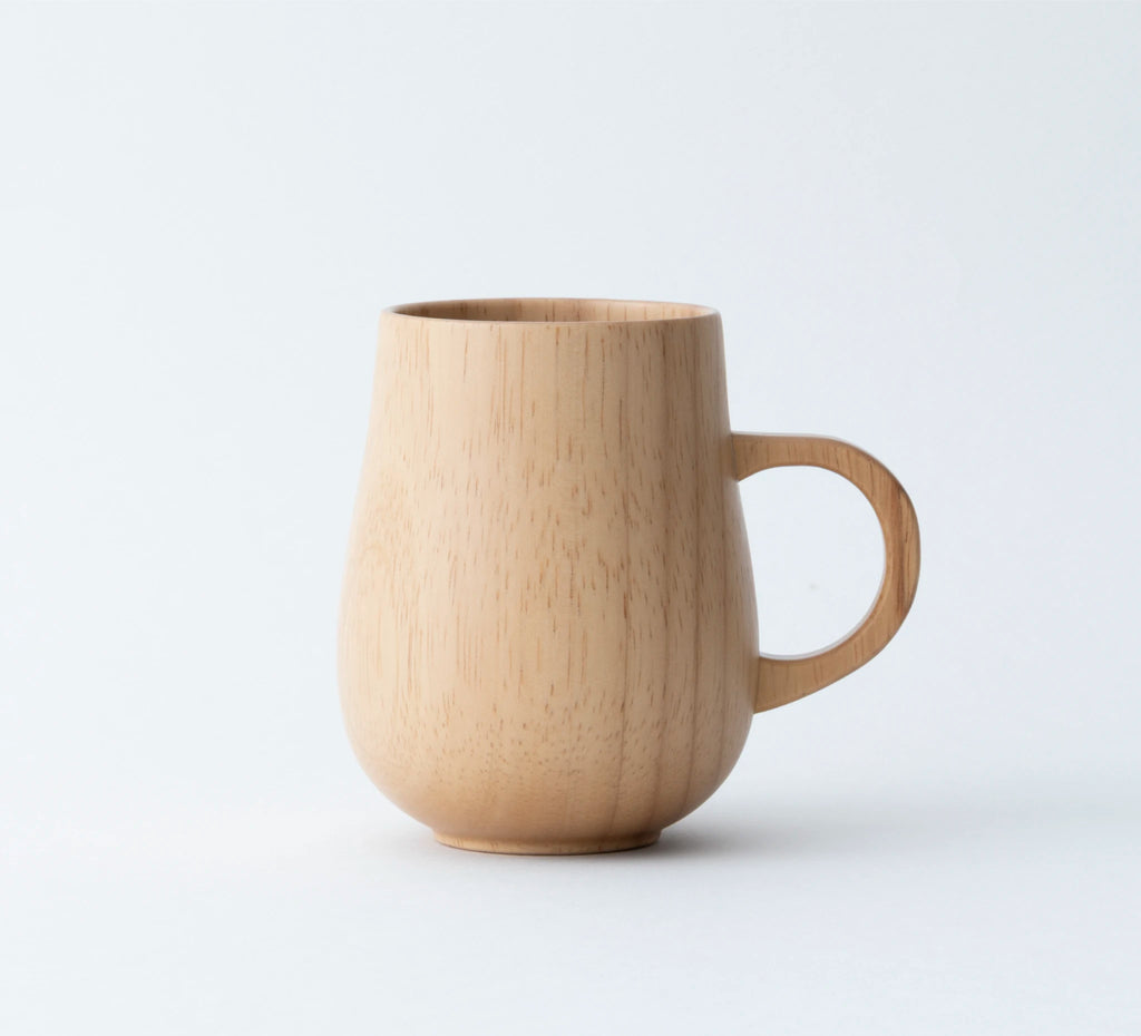 ぽってりとしたフォルムが魅力の「マグカップ丸」。